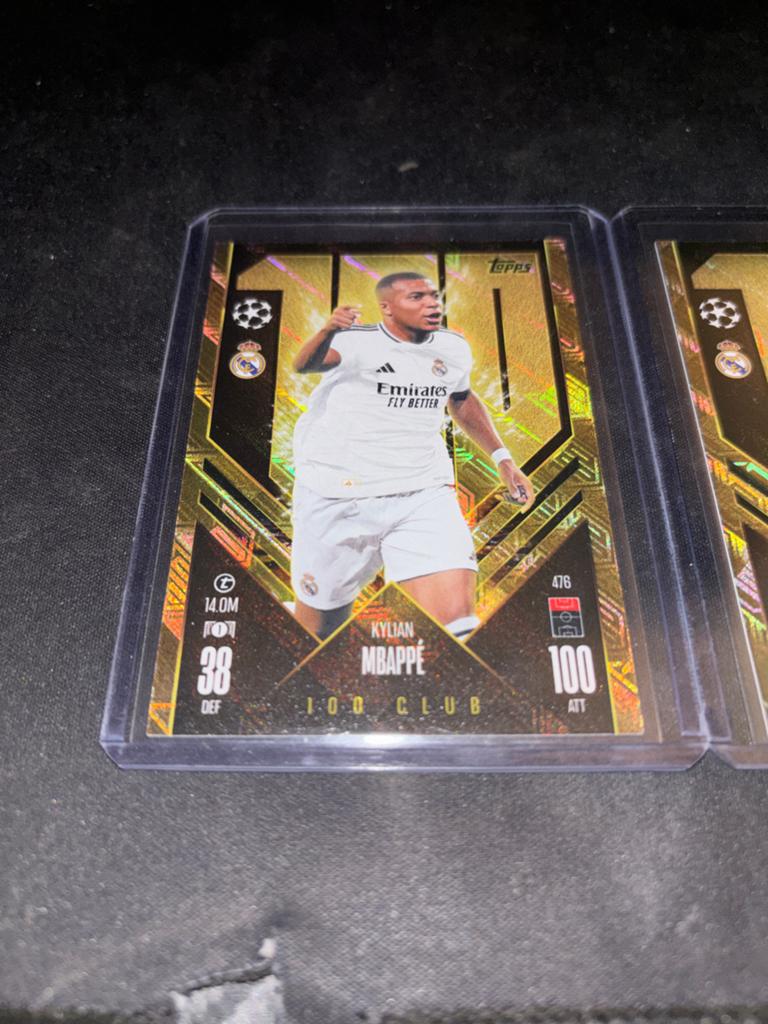 2x Topps Match Attax Time to Shine Kylian Mbappé 100 Club, Ophalen of Verzenden, Nieuw, Buitenlandse clubs, Spelerskaart