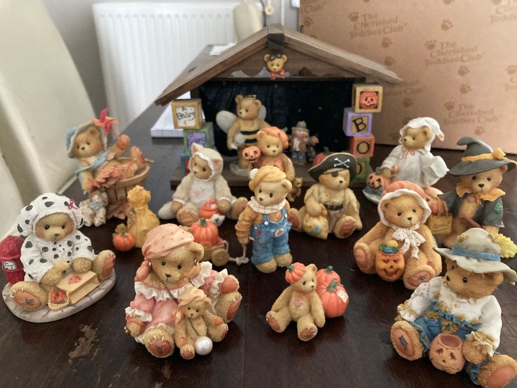 cherished teddies Halloween, Verzamelen, Beren en Cherished Teddies, Ophalen, Zo goed als nieuw, Beeldje, Cherished Teddies
