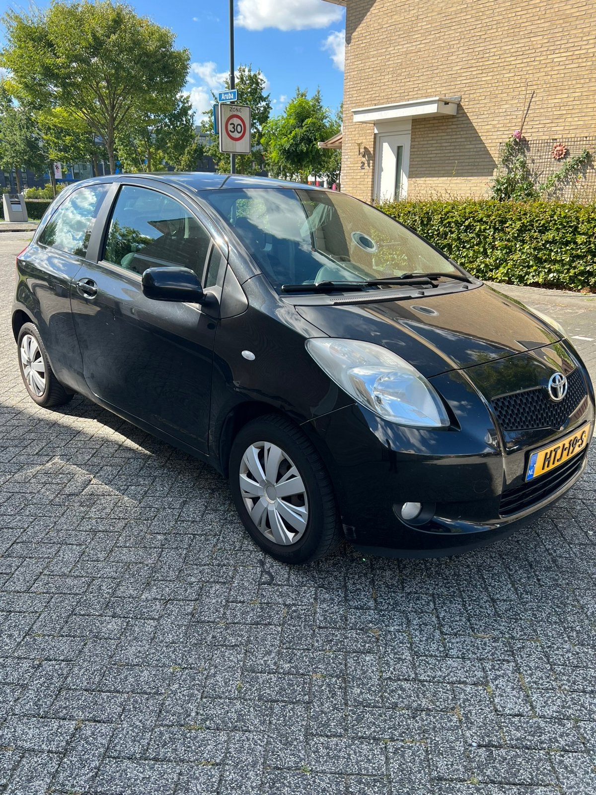 Toyota Yaris 1.0 12V Vvt-i, Voorwielaandrijving, 970 kg, 535 kg, 750 kg