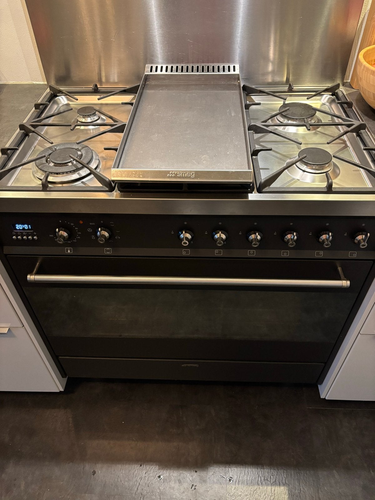 Smeg gasfornuis met oven en tepanyaki plaat, Ophalen, Gebruikt, 60 cm of meer, 4 kookzones