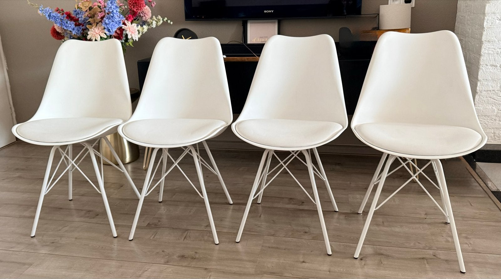 4 Eames replica eetkamerstoelen wit prijs per stoel, Ophalen, Gebruikt, Wit, Vier