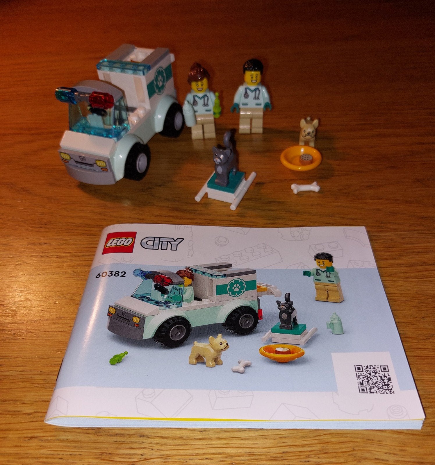 LEGO City,  Dierenambulance, Set 60382, Ophalen, City, Lego, Compleet