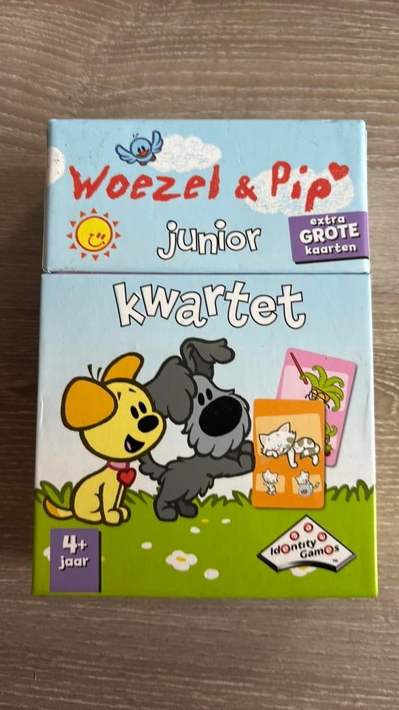 Woezel&Pip kwartet met grote kaarten 2-4 personen 4+, Ophalen of Verzenden, Zo goed als nieuw, Kwartet(ten)