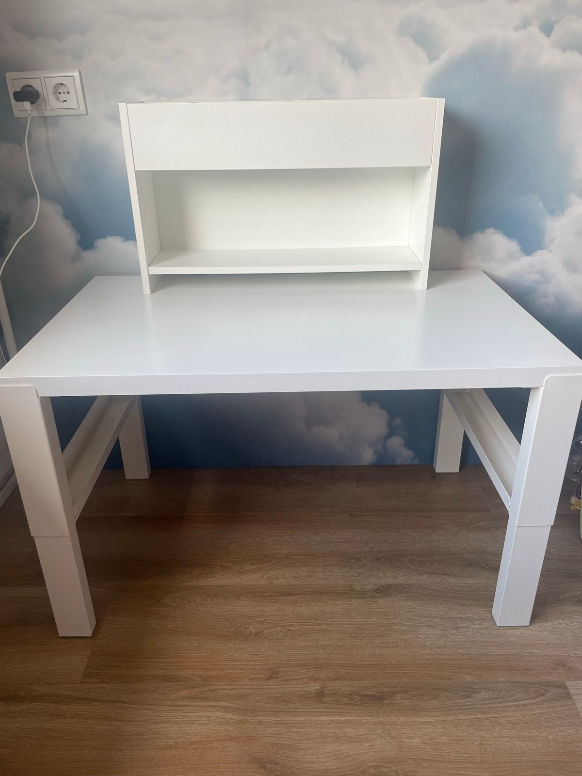 IKEA Påhl Kinderbureau Wit - Verstelbaar met Opzetstuk, Ophalen, Kinderbureau, In hoogte verstelbaar, Zo goed als nieuw