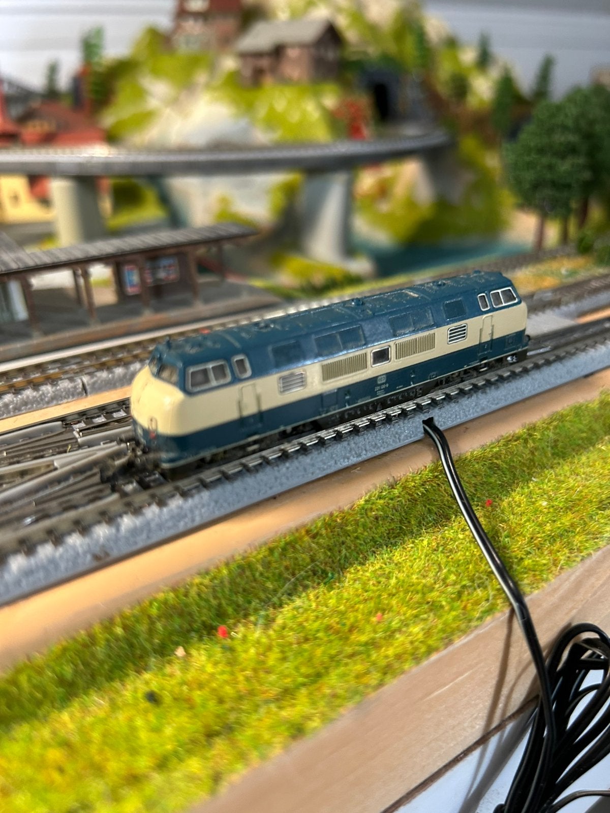 Marklin z spoor BR 221, Hobby en Vrije tijd, Modeltreinen | Overige schalen, Wisselstroom, Locomotief, Ophalen of Verzenden, Zo goed als nieuw