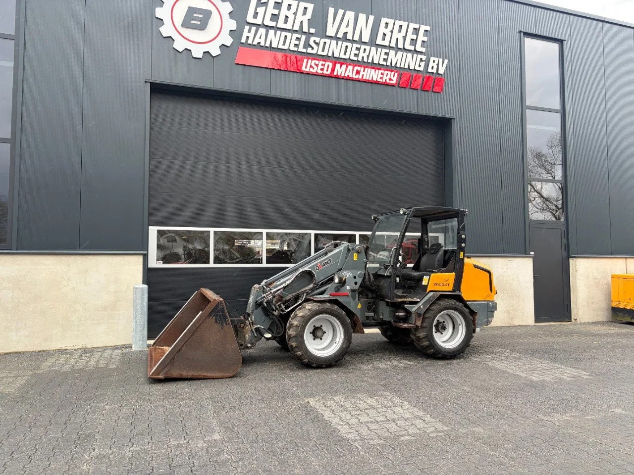 Giant V6004T Telescoop shovel (bj 2011), Wiellader of Shovel