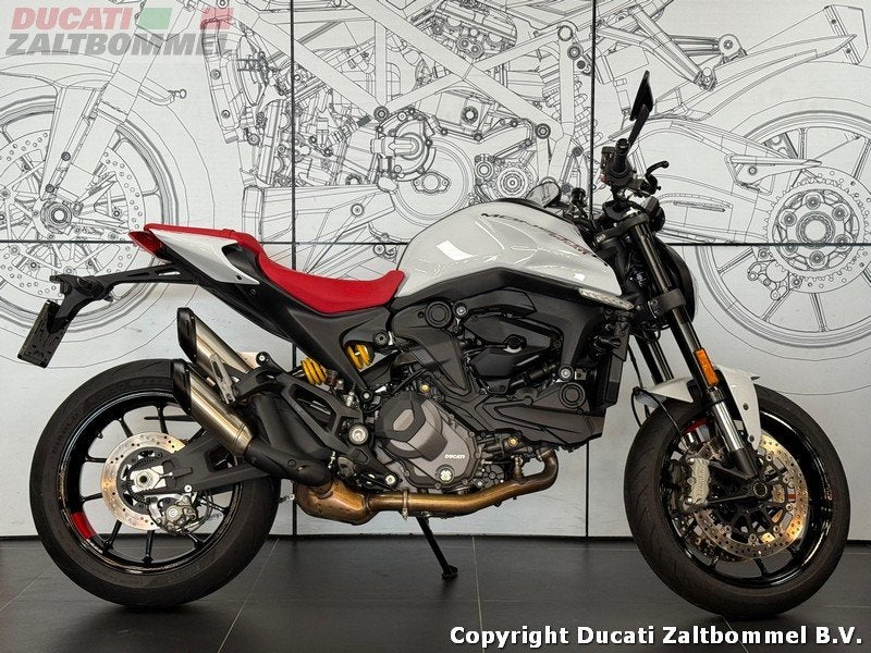 Ducati MONSTER (bj 2025), Meer dan 35 kW, 937 cc, Naked bike, Gebruikt