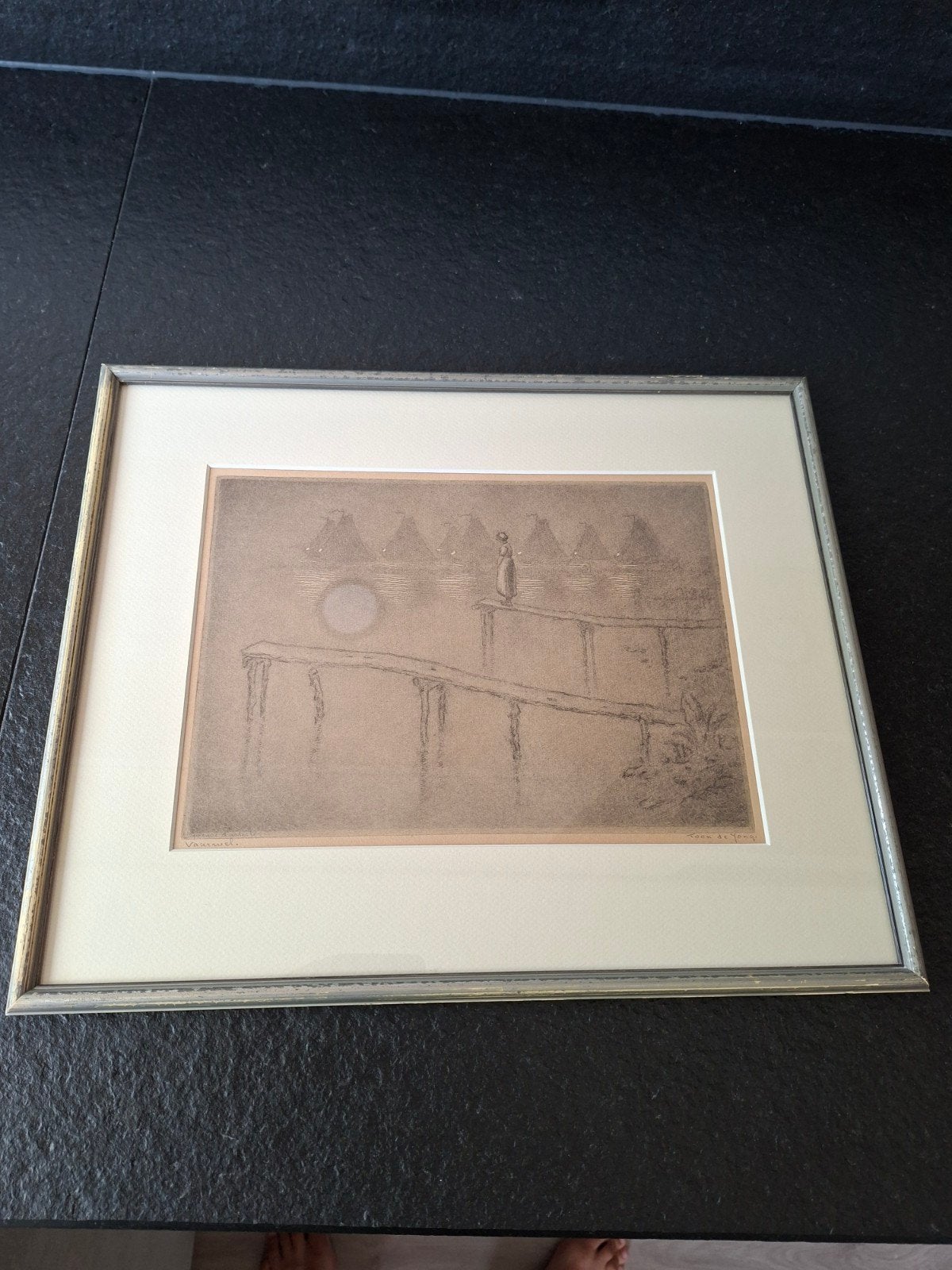 Ets 'Vaarwel' van Toon de Jong, gesigneerd en ingelijst, Antiek en Kunst, Kunst | Etsen en Gravures, Ingelijst, Ets, Ophalen of Verzenden