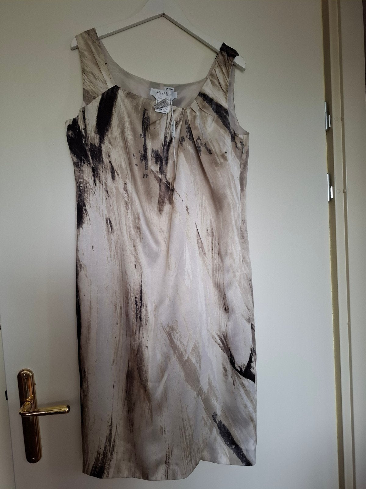 Nieuw Max Mara zijden jurkje 38/40 - Elegant design, Kleding | Dames, Maat 38/40 (M), Meerkleurig, Max Mara, Nieuw