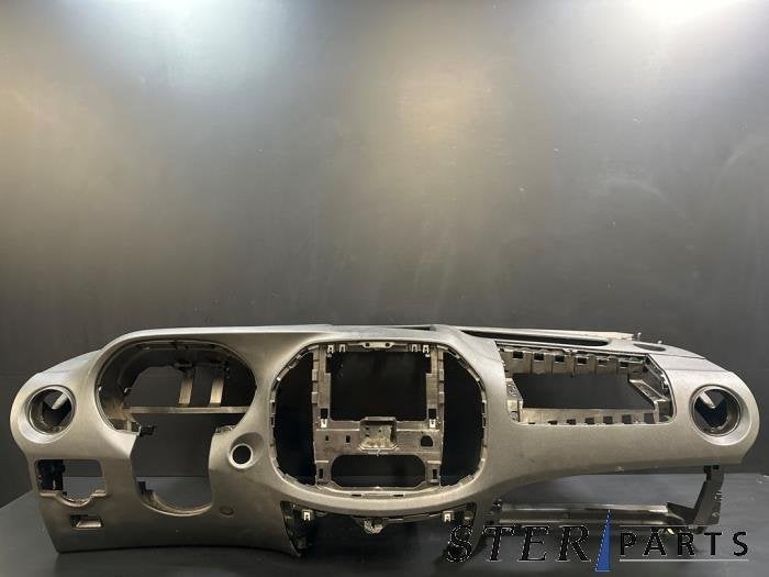 Dashboard van een Mercedes Vito, Gebruikt, -, Ophalen of Verzenden, -