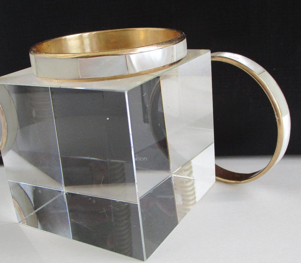 AP01-1-: Wit Parelmoer -6,7cm. binnenmaat -Excellent, Verzenden, Nieuw, Wit, Overige materialen