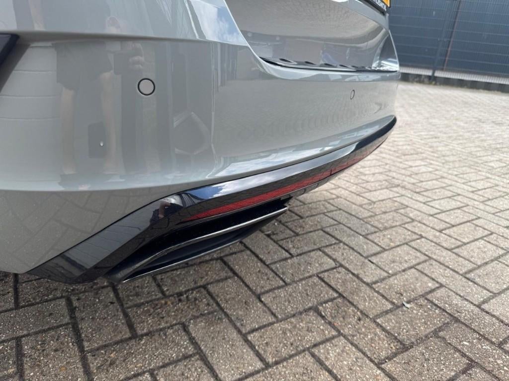Skoda Octavia 1.4 TSI iV 245pk Phev DSG 2021 Grijs, Auto's, Skoda, Zwart, 4 cilinders, 1500 kg, Te koop