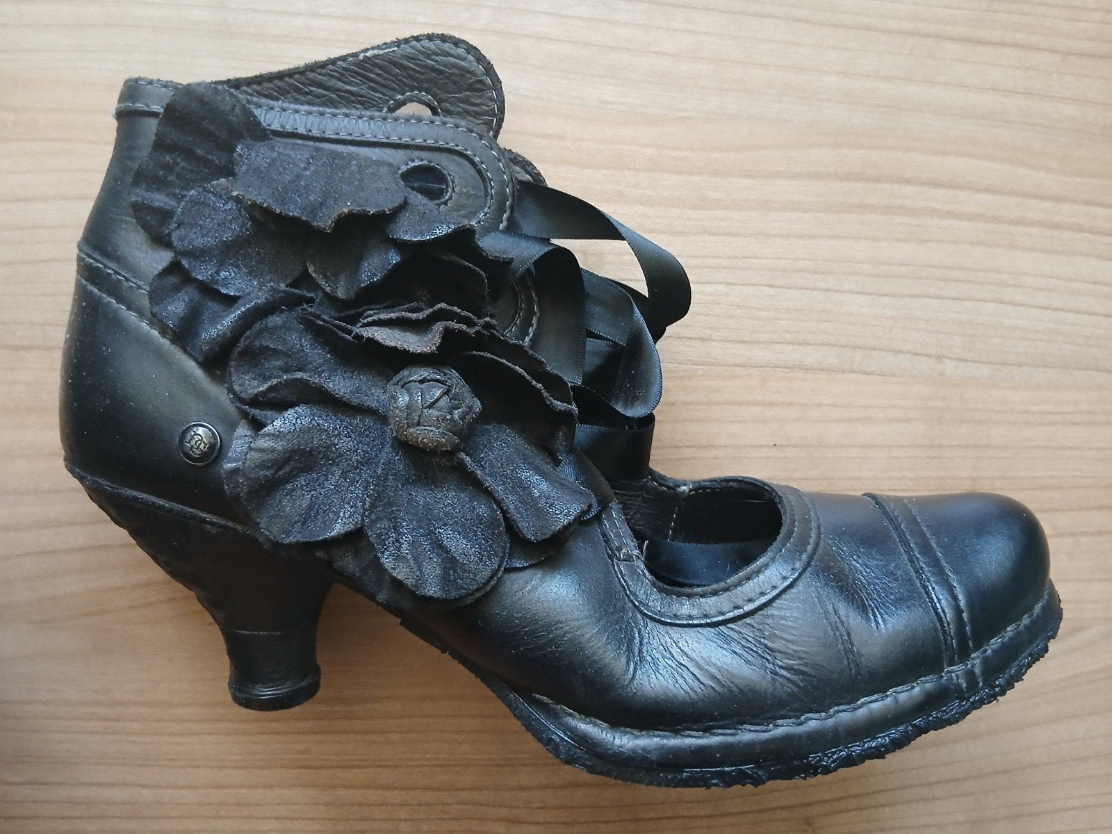 Neosense zwarte leren pumps, maat 39, Kleding | Dames, Schoenen, Pumps, Zwart, Ophalen of Verzenden, Gedragen