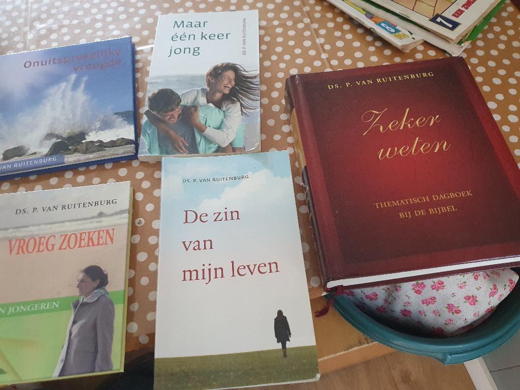 Ds p. Van Ruitenburg, Ophalen of Verzenden, Zo goed als nieuw