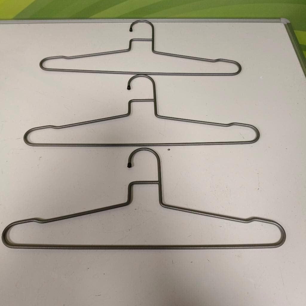 Set van 3 kleding hangers metaal, Ophalen, Gebruikt, Metaal, Kinderen en Volwassenen