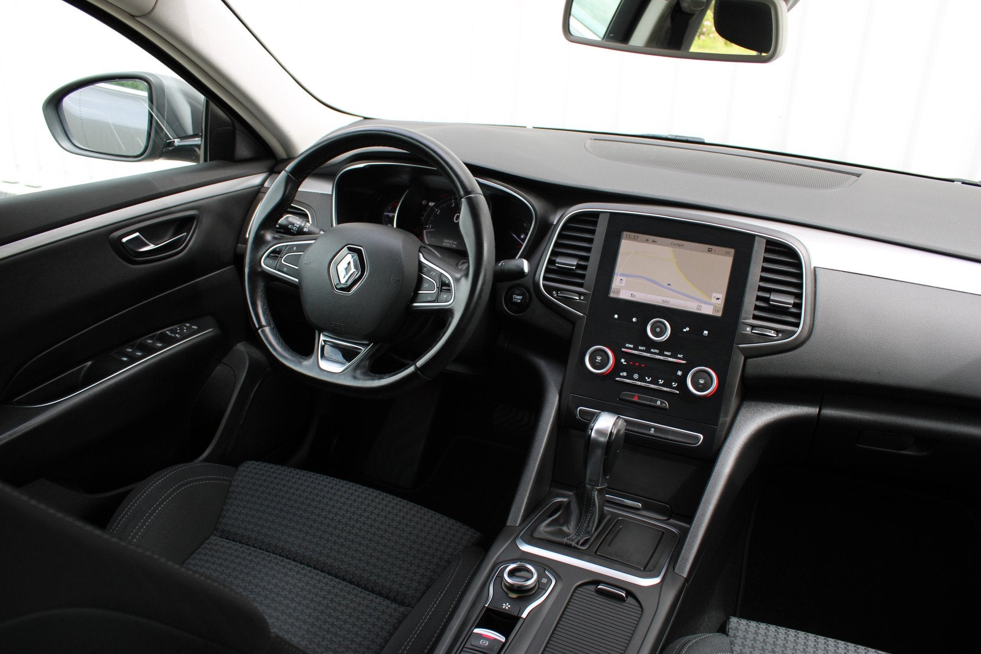 Renault Talisman 1.6 TCe Zen | Incl. 12 maanden garantie | M, Auto's, Renault, 12 maanden, Gebruikt, Euro 6, 4 cilinders