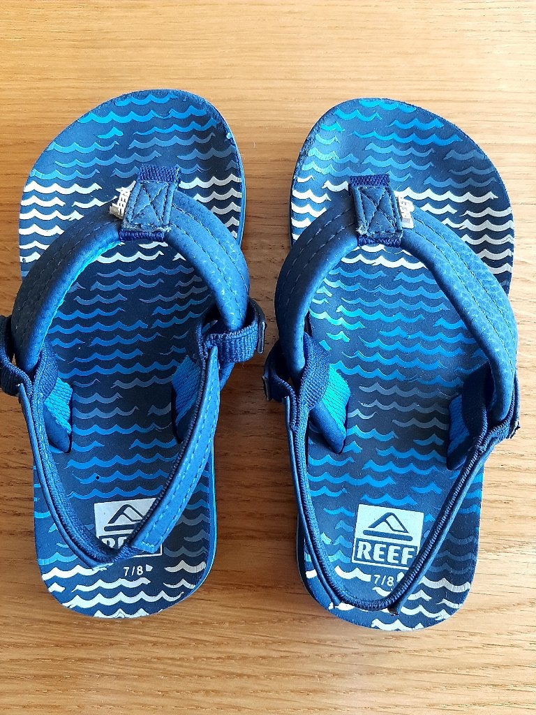 Reef sandalen/ teenslippers maat 23/24 oftewel maat 7/8, Ophalen, Jongen of Meisje, Overige typen, Zo goed als nieuw