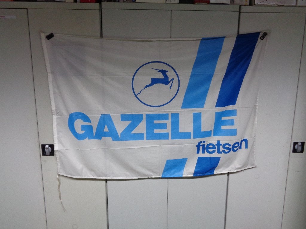 Gazelle Fietsen vlag., Ophalen of Verzenden, Gebruikt
