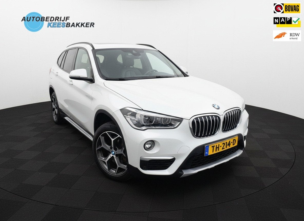 BMW X1 SDrive20i High Executive / Leder / HUD / Stoelverwarm, Auto's, 1998 cc, Euro 6, Wit, SUV of Terreinwagen