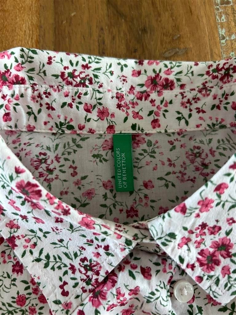 United Colors of Benetton bloemenprint blouse mt L, Wit, Maat 42/44 (L), Ophalen of Verzenden, Zo goed als nieuw