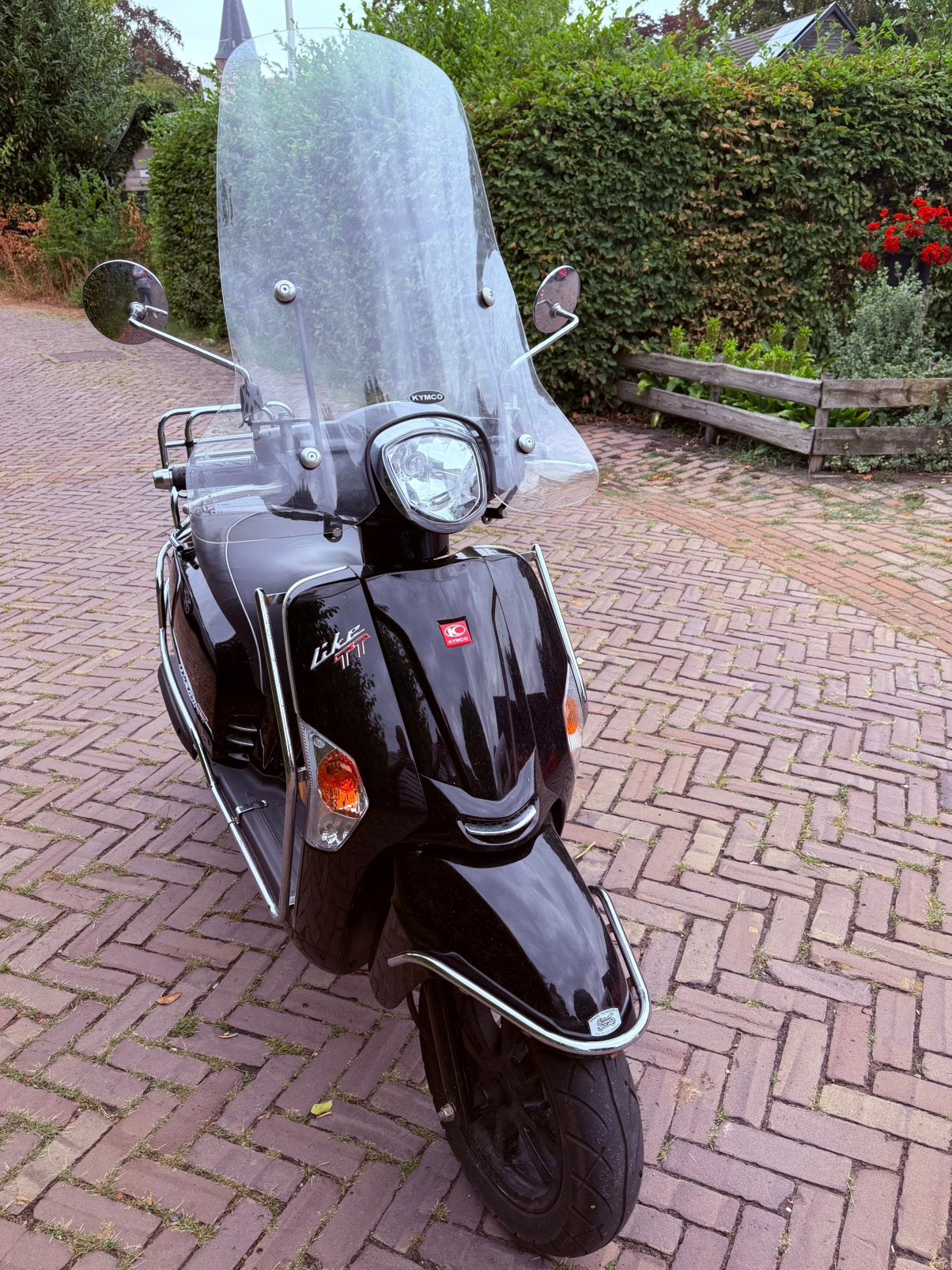 Scooter Kymco bromfiets brommer Vepsa look kymco, Ophalen, Zo goed als nieuw, Like, Benzine