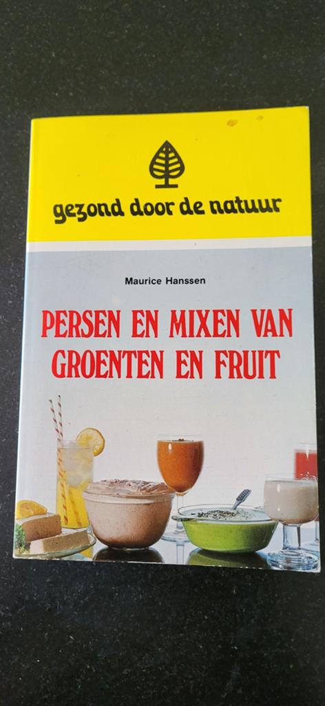 vintage vegetarisch vegan kookboek uit 1979 groenten & fruit, Boeken, Gezondheid, Dieet en Voeding, Ophalen of Verzenden, Zo goed als nieuw
