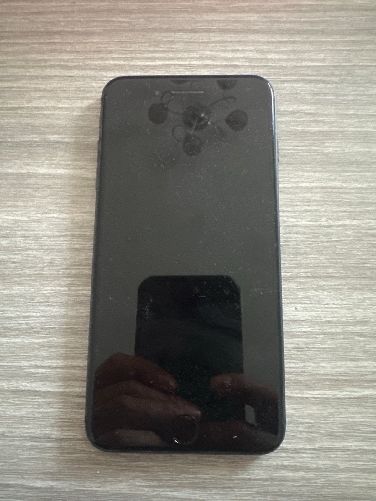 iPhone 8 Plus Zwart - Gaat niet aan en gebarst Achterkant, Telecommunicatie, Mobiele telefoons | Apple iPhone, Ophalen, Zwart