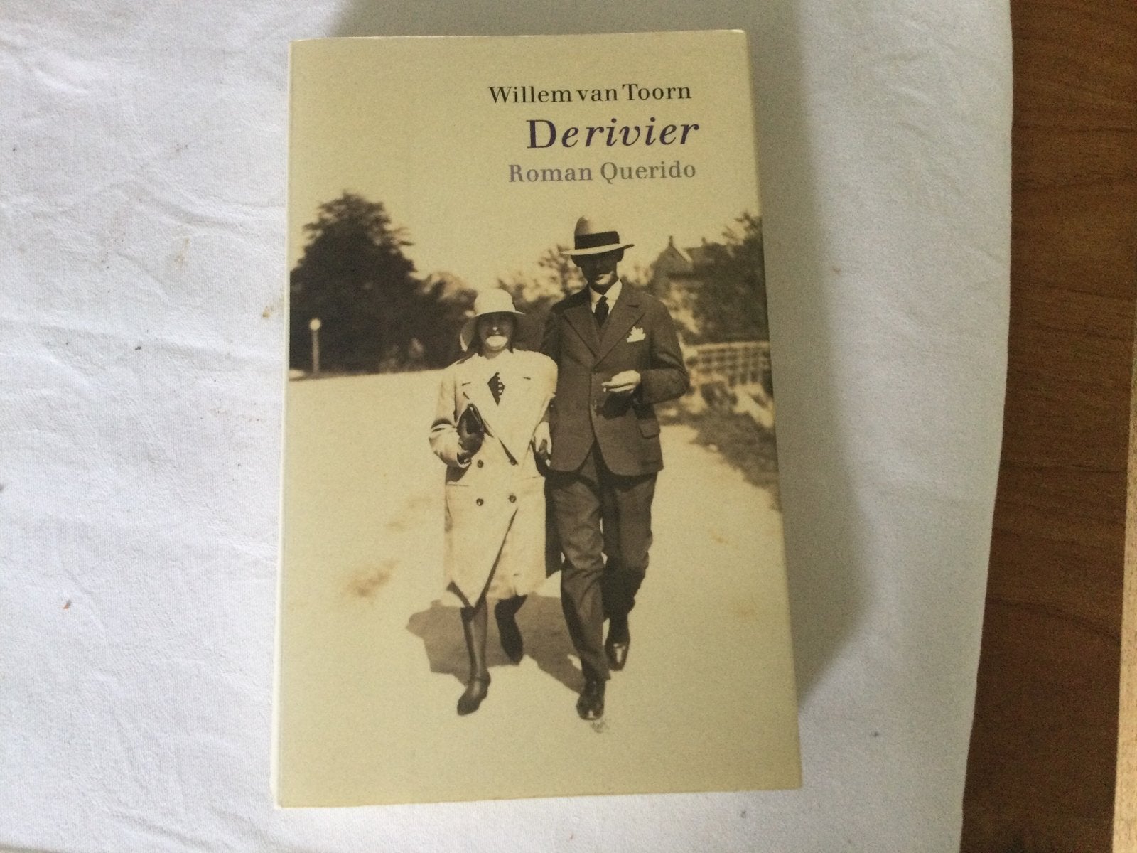 Willem van Toorn, De rivier, Ophalen of Verzenden, Zo goed als nieuw