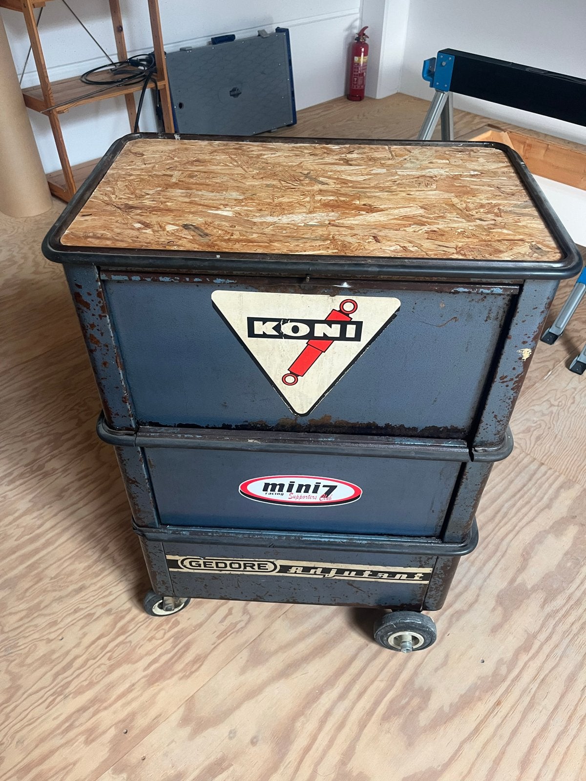 Gedore Gereedschapswagen met Lades en Wielen, Doe-het-zelf en Verbouw, Ophalen, Gebruikt