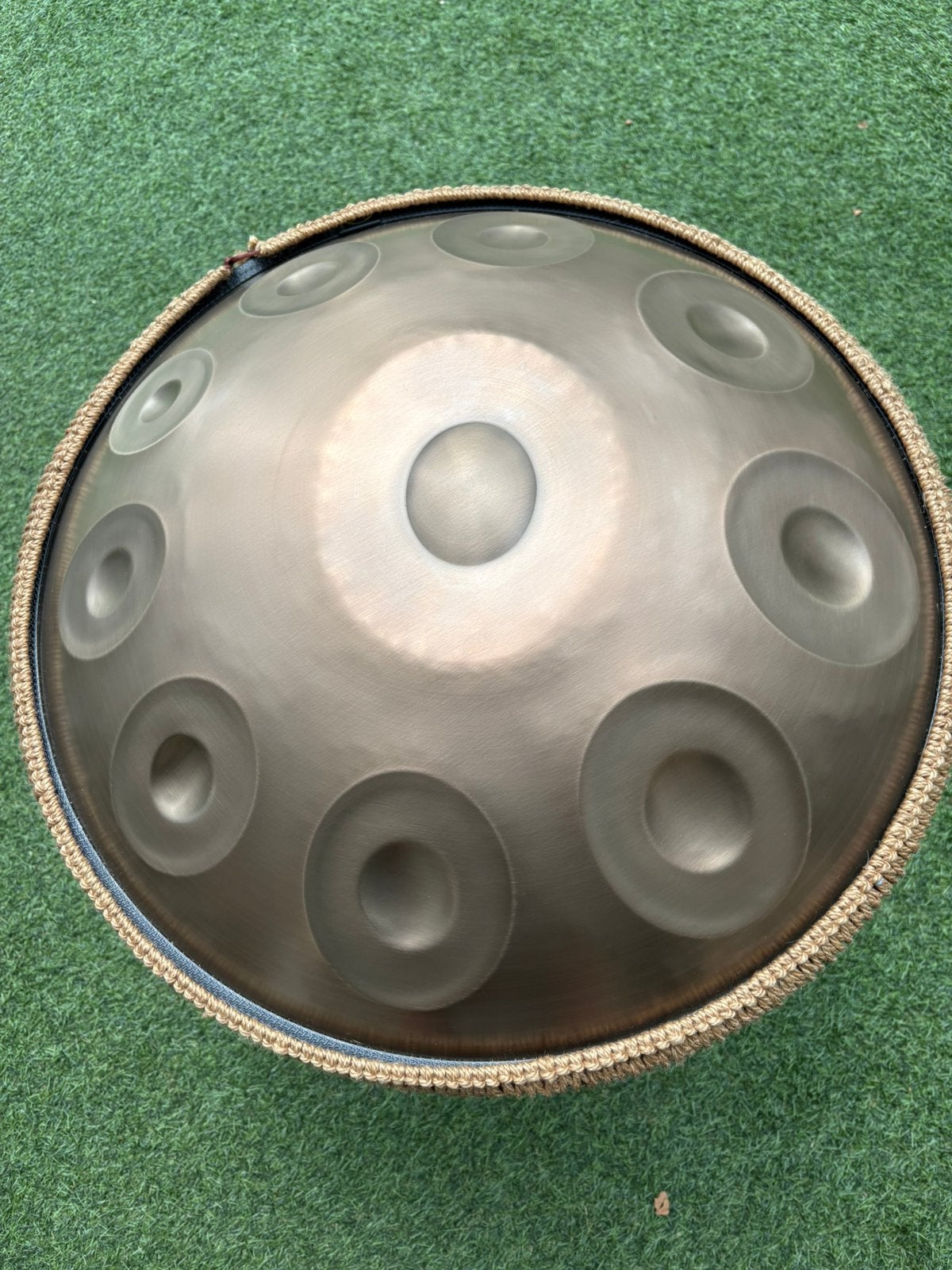 Zo goed als nieuwe Handpan met standaard en stevige tas., Ophalen, Zo goed als nieuw