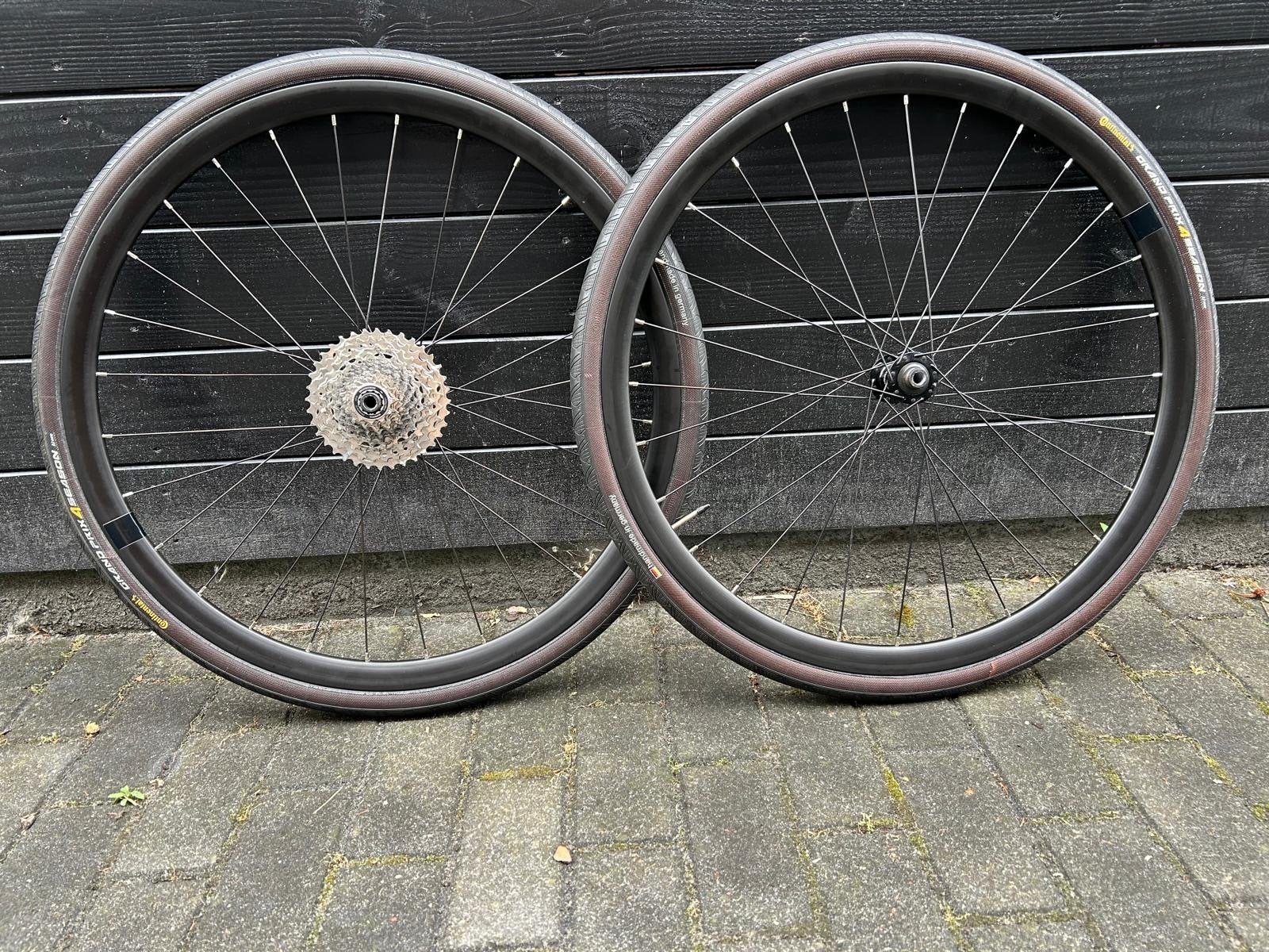 Wielset (disc), inclusief cassette en banden, Gebruikt, Overige materialen, Gravelbike, Ophalen
