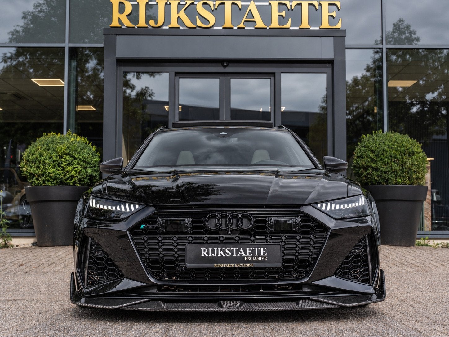 Audi RS6 Avant 4.0 TFSI Quattro|PANO|B&O|360|ACC|22''|CARBON, Automaat, Dealer onderhouden, Gebruikt, Met garantie (alle)