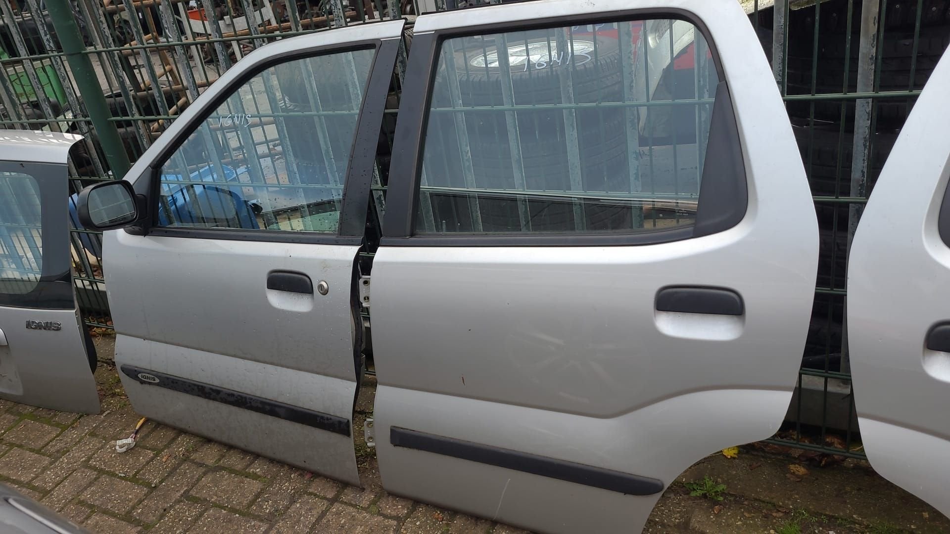 SUZUKI IGNIS PORTIEREN LV+LA  BJ 2007, Gebruikt, -, Deur, -