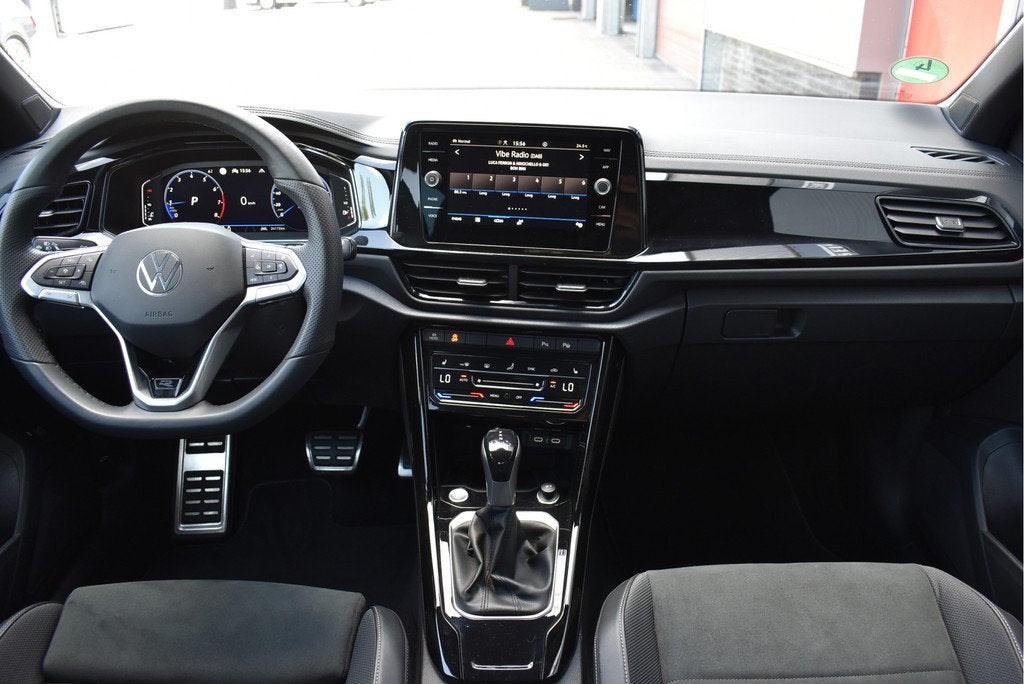 Volkswagen T-Roc 1.5 TSI R-Line Black Style IQ Light, Afn. t, Auto's, Volkswagen, 1258 kg, 4 cilinders, 150 pk, Bedrijf