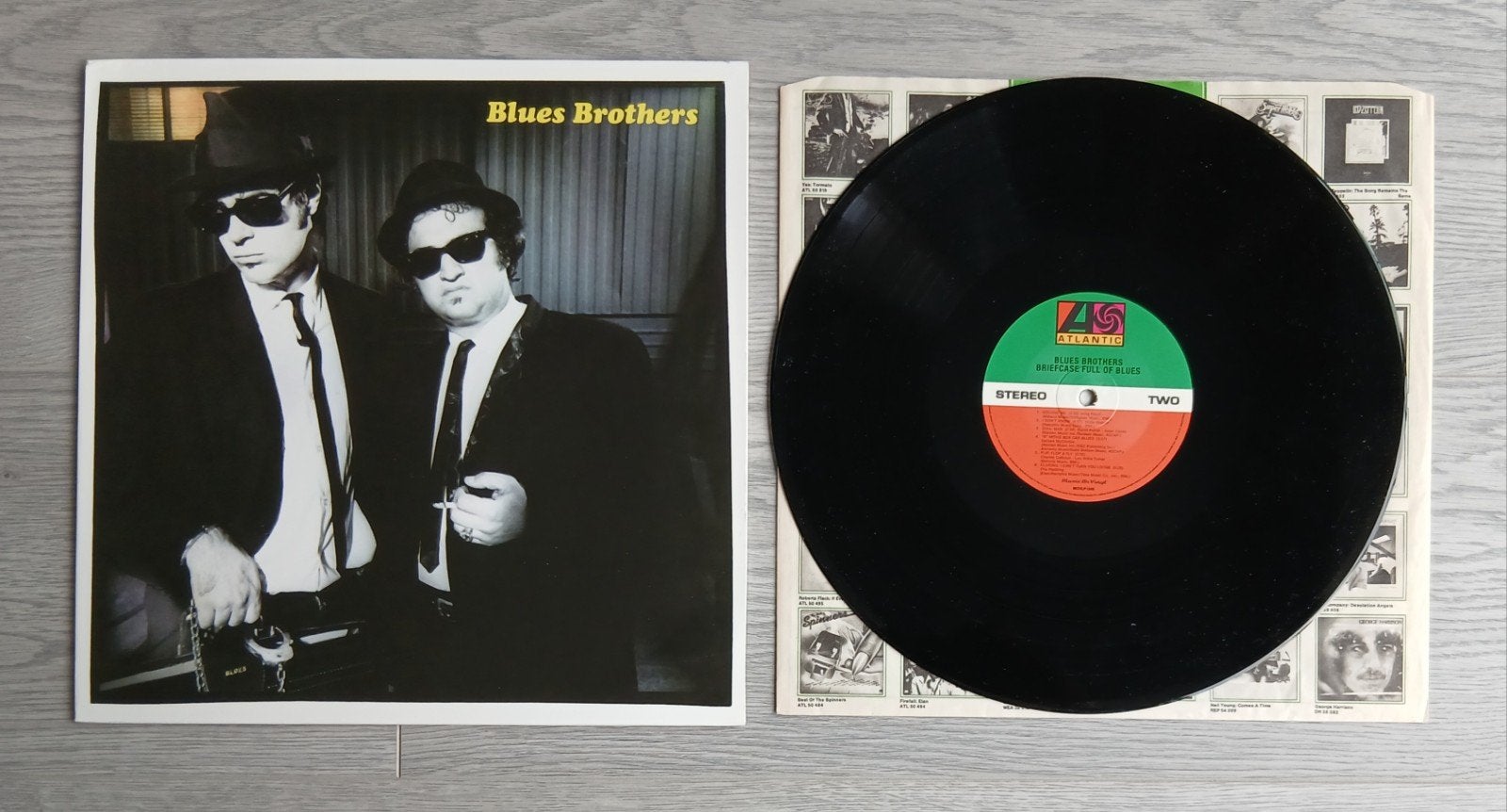 The Blues Brothers - Briefcase Full Of Blues - Vinyl LP, Ophalen of Verzenden, Gebruikt, 12 inch, Poprock