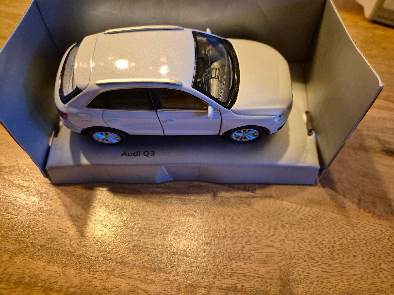 nieuw in de doos audi q3, Ophalen of Verzenden, Nieuw, Auto, Overige merken