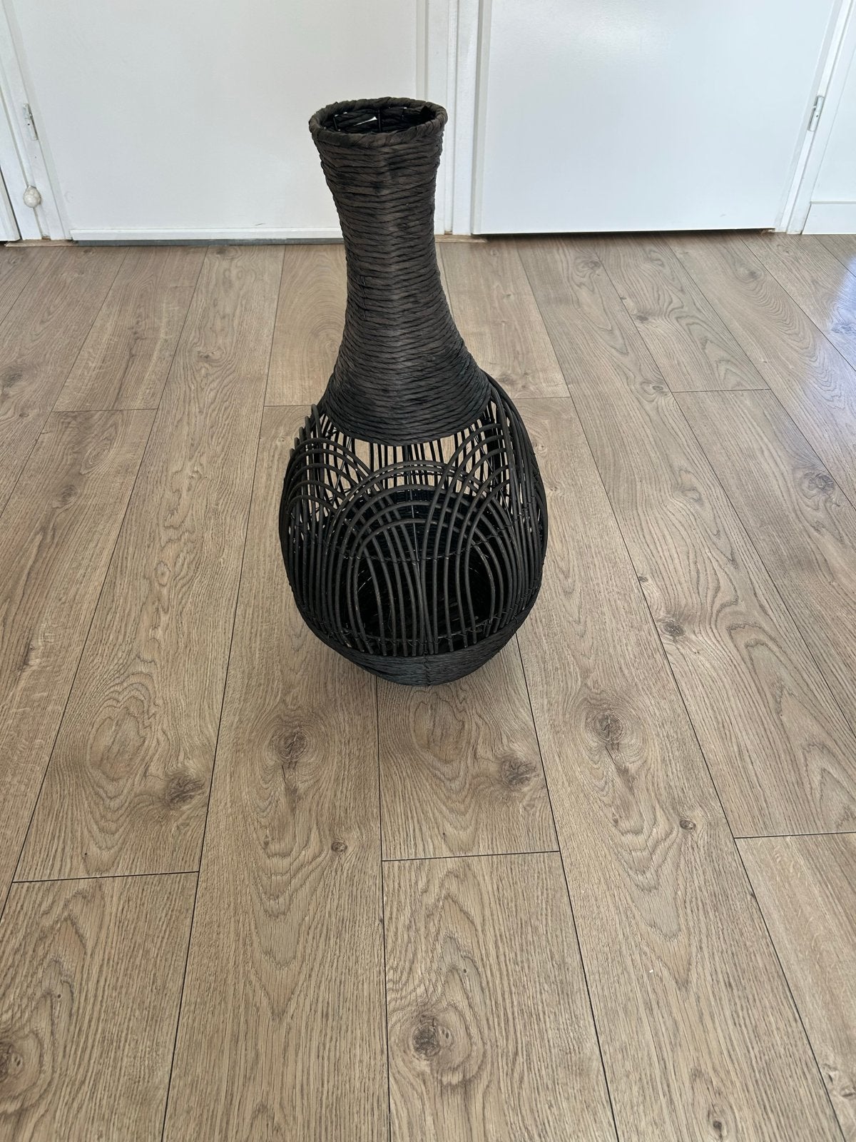 Zwarte rotan vaas, handgemaakt, 50 cm hoog, Ophalen, Handgemaakt, Zwart, Natuurlijk materiaal