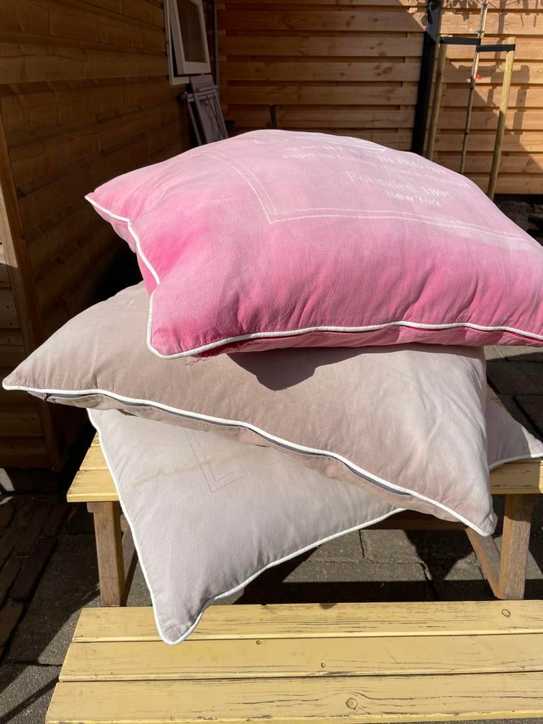Tuinkussens loungebank 3 stuks. 7,50, Ophalen, Gebruikt