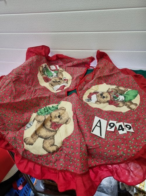 kerstbomenvoet doek met beren [a949], Ophalen of Verzenden, 'T Olde Gre-j, Info@toldegrej.nl, Endepoelstraat 20f Didam