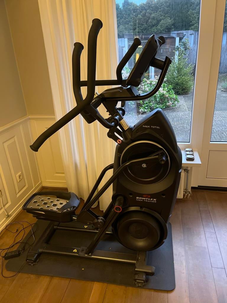 Bowflex M10 Crosstrainer met Samsung tablet, Sport en Fitness, Fitnessapparatuur, Ophalen, Armen, Zo goed als nieuw, Crosstrainer
