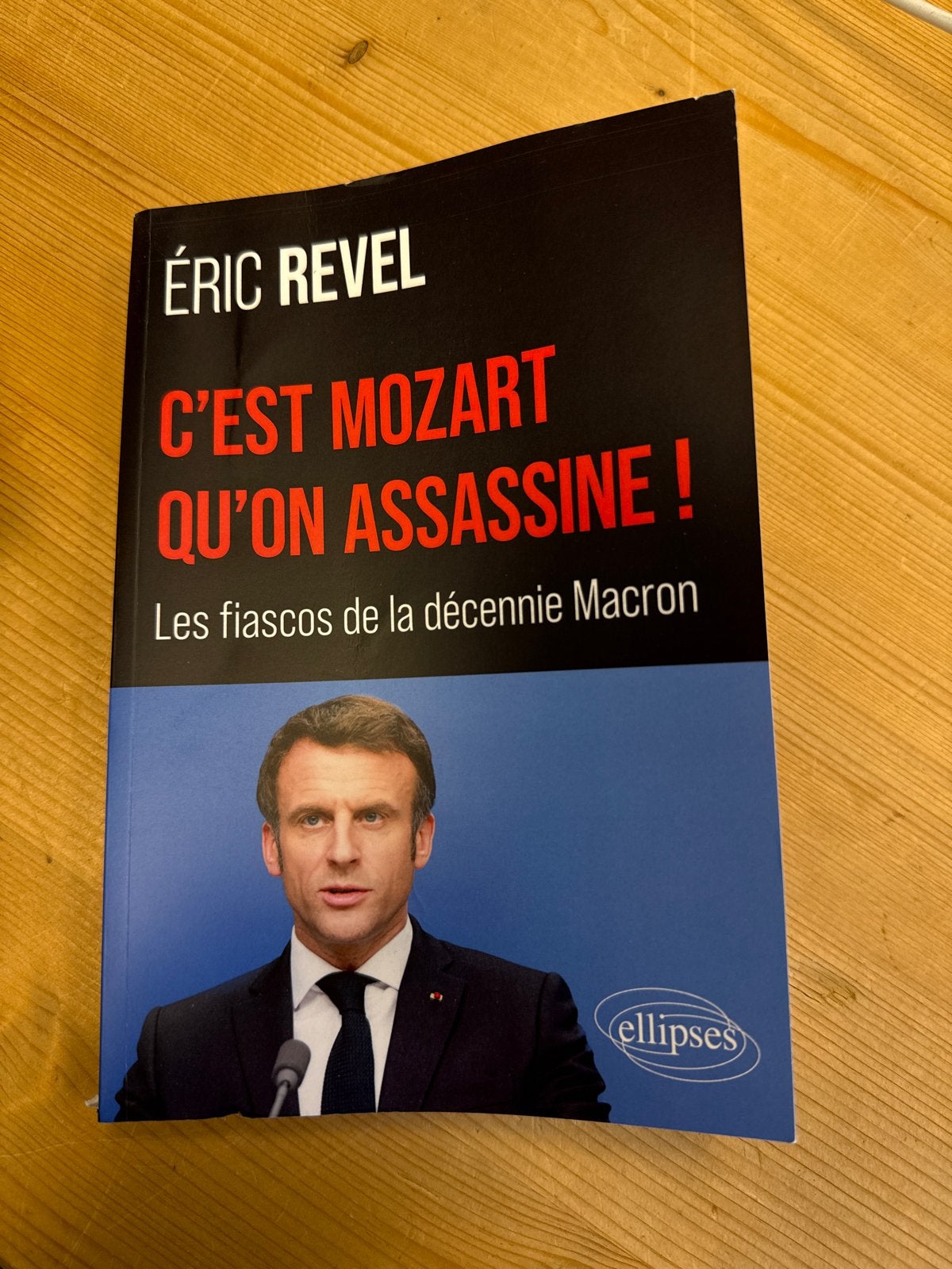 C'est Mozart qu'on assassine! - Les fiascos de la décennie M, Ophalen of Verzenden, Nieuw
