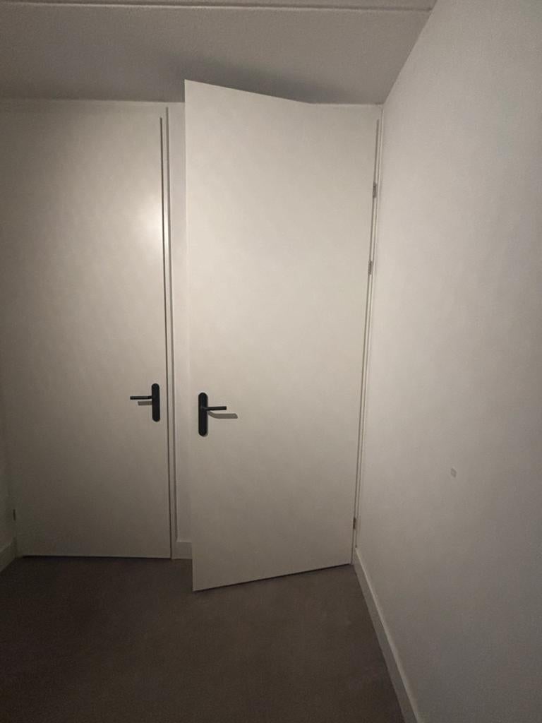 Berkvens binnendeuren inclusief kozijn - 8 stuks, Doe-het-zelf en Verbouw, Deuren en Horren, Gebruikt, 80 tot 100 cm, 215 cm of meer
