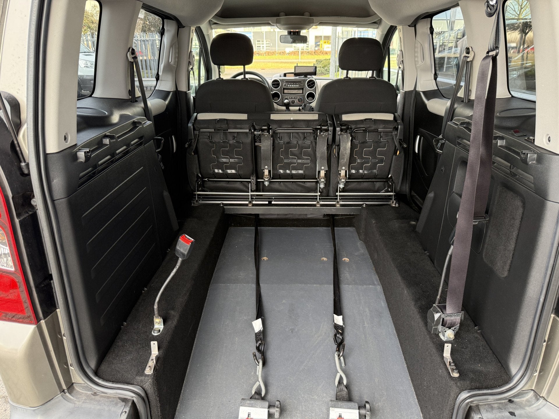 Peugeot Partner Tepee 3+1 of 5+0 Rolstoelauto 1.6 VTi Active, Auto's, Voorwielaandrijving, Euro 5, Stof, Gebruikt