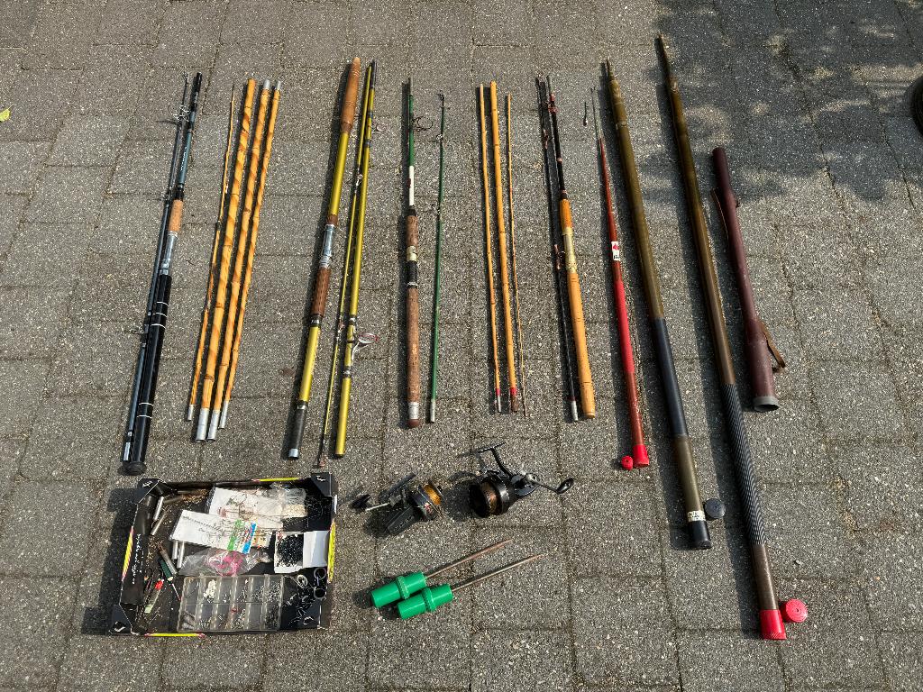 Verzameling diverse oude vintage vishengels, Ophalen, Gebruikt, Werphengel