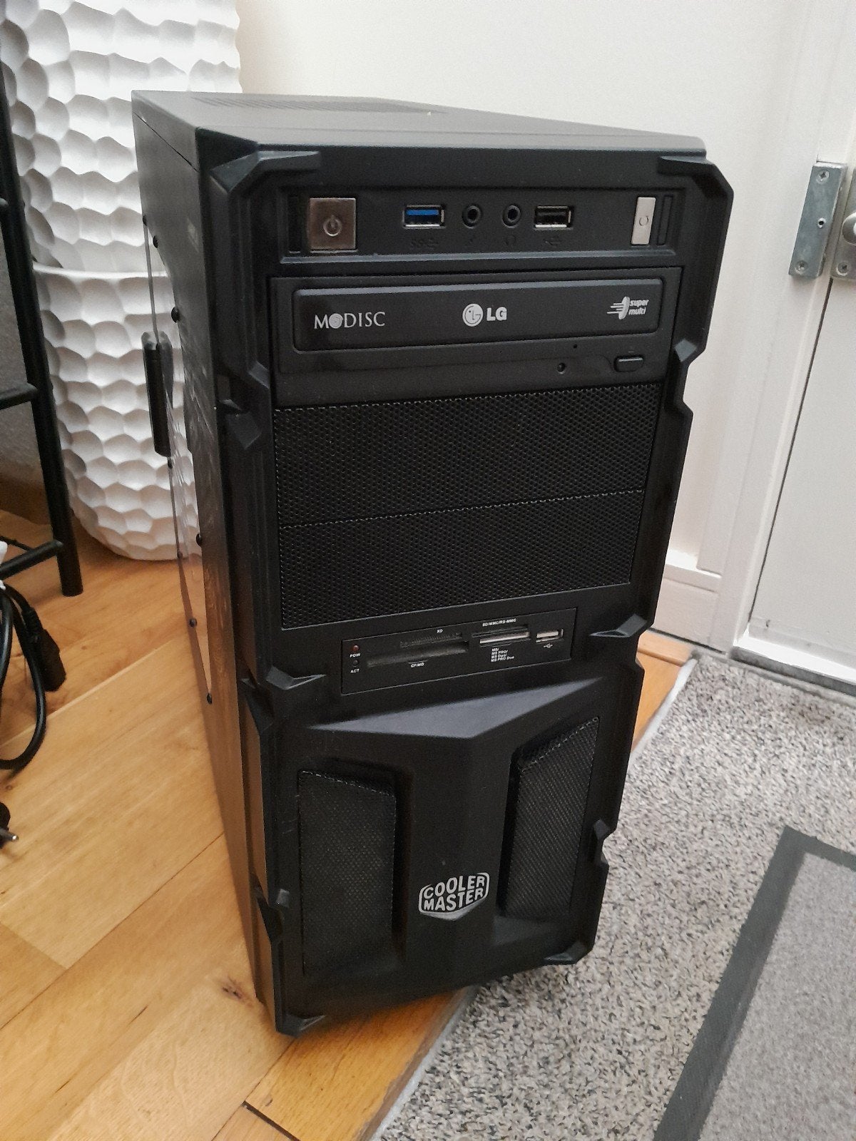 coolermaster behuizing gaming  evt met inhoud, Ophalen of Verzenden, Zo goed als nieuw