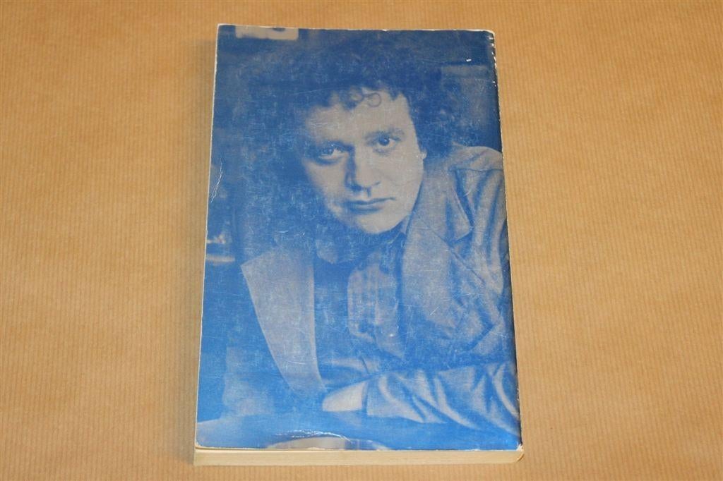 De Geest Moet Waaien — Johnny the Selfkicker Bezige Bij 1977, Ophalen of Verzenden, Gelezen
