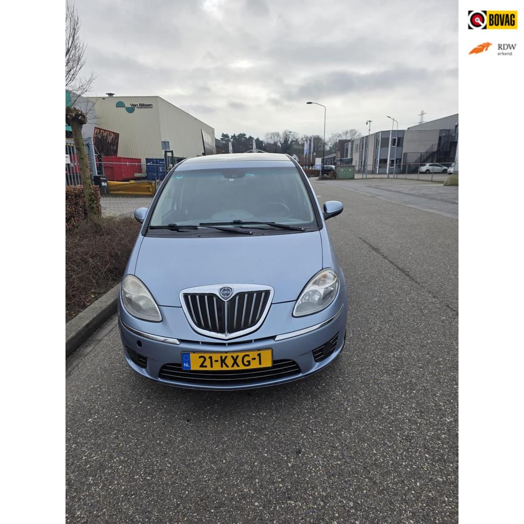 Lancia Musa 1.4-16V Platino S&S, Voorwielaandrijving, Euro 5, Gebruikt, 49 €/maand