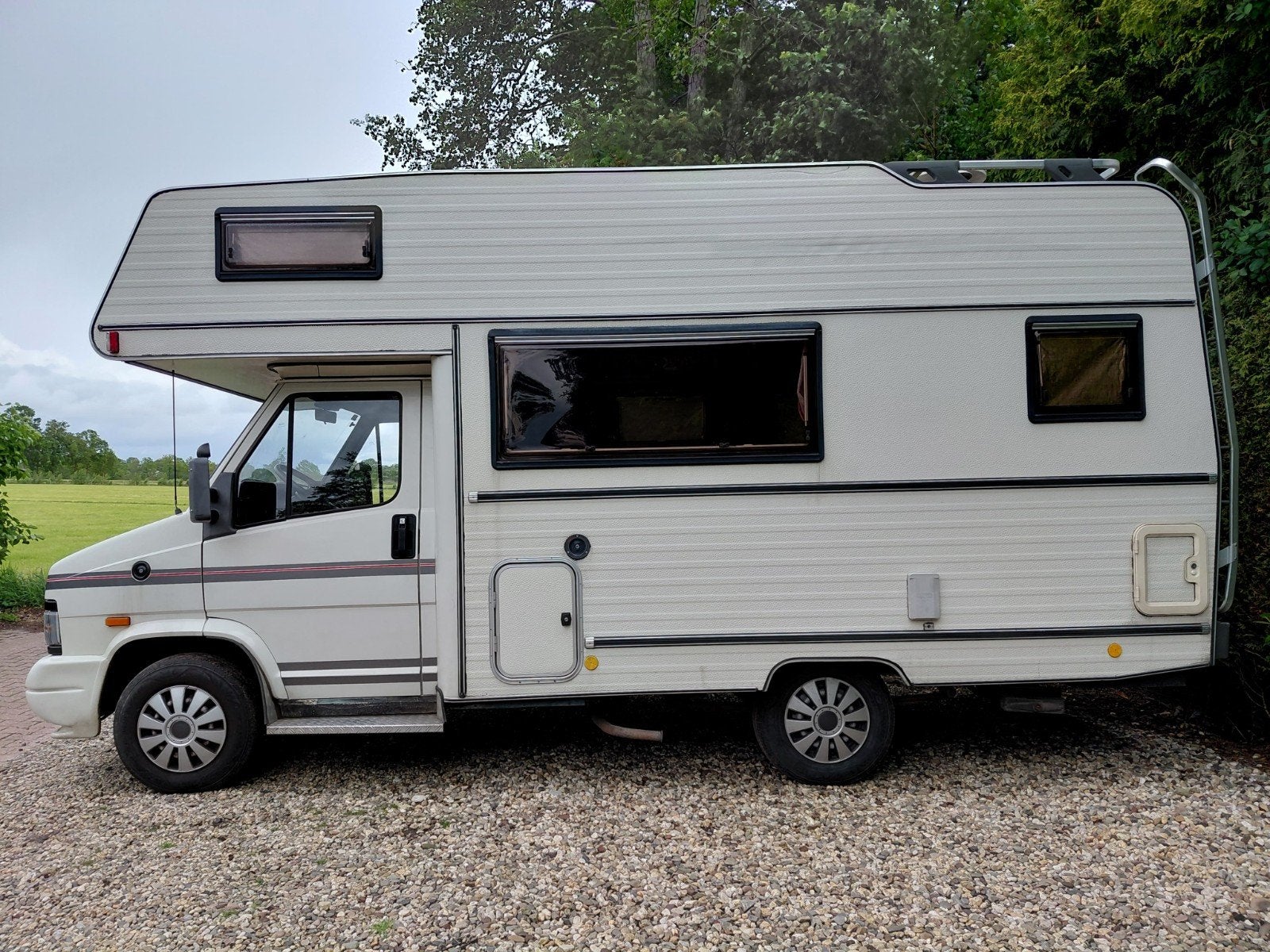 Orginele Peugeot J5 Euramobil - 2 jaar apk - netjes&compleet, Standaard zit, Alkoof, 6 tot 7 meter, Particulier