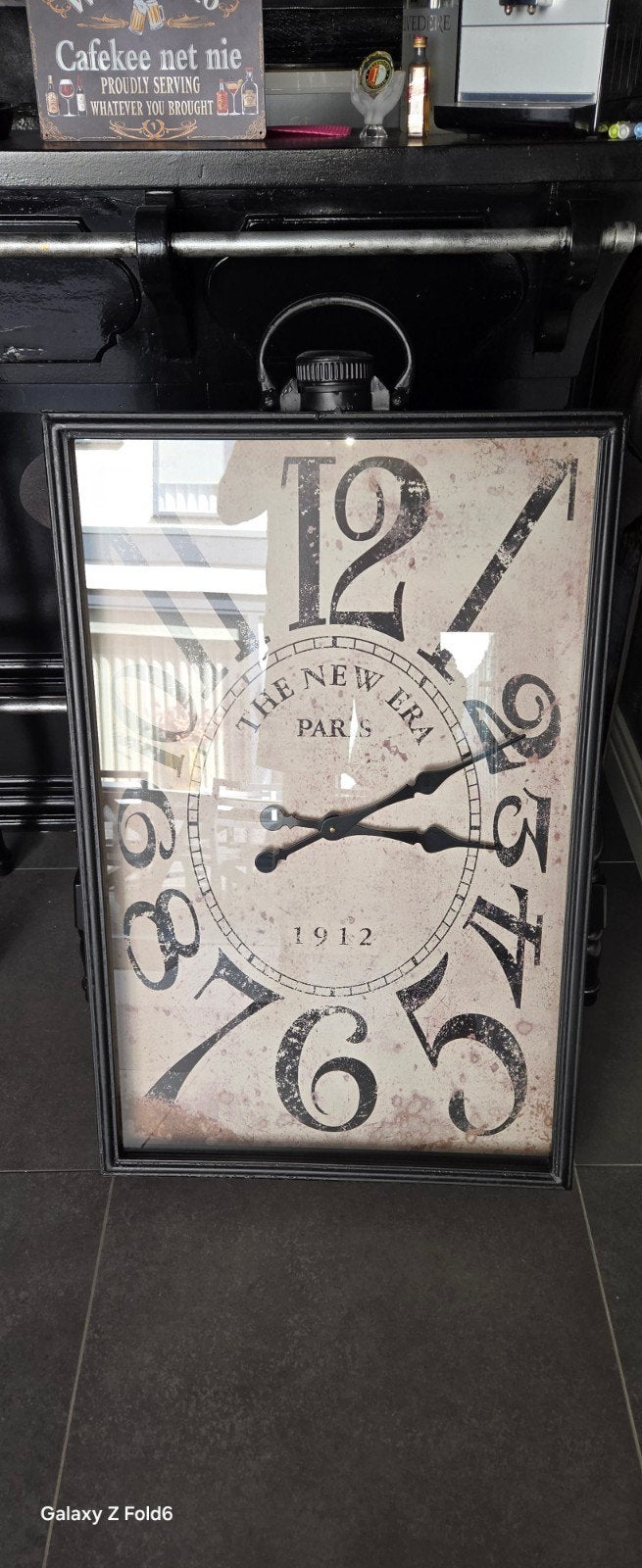 GROTE Wandklok 'The New Era Paris 1912' - Vintage Stijl, Huis en Inrichting, Industrieel, Ophalen, Zwart, Wandklok