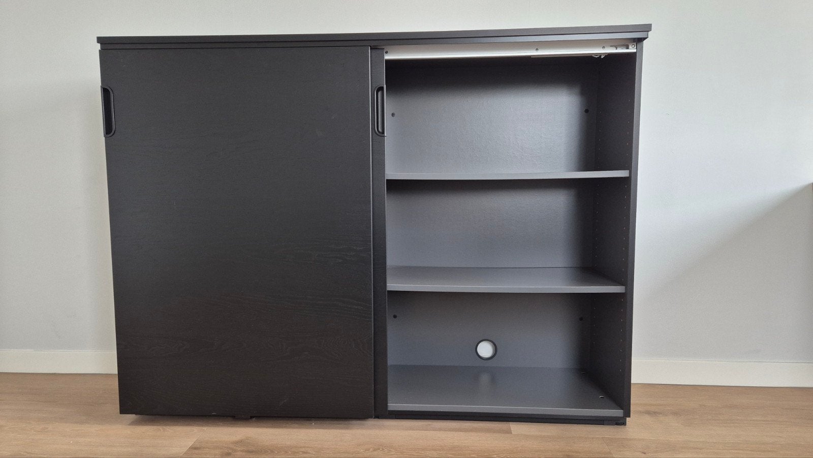 IKEA Galant Kast met Schuifdeuren - Zwart, Huis en Inrichting, Kasten | Overige, Ophalen, Zo goed als nieuw